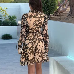 Stylecast X Hersheinbox Printed Ruffled A-Line Dress image 4
