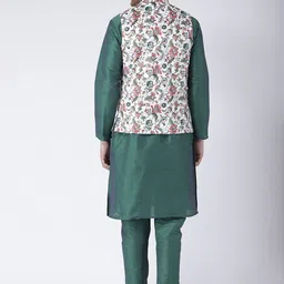 Hangup Men Green & Off-White Solid Kurta with Pyjamas & Nehru Jacket image 2