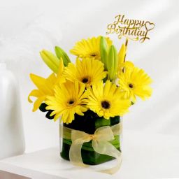 Cheerful Optimism Birthday Bouquet-image-21