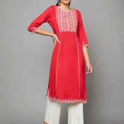 paislei Red Embroidered A Line Kurta-picture-6