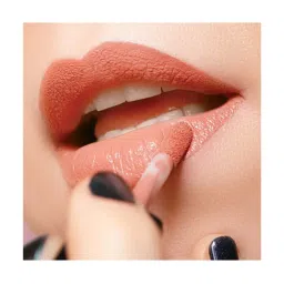 MyGlamm Lit Liquid Matte Lipstick Booty Call - 3 ml image 4
