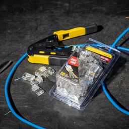 Klein Tools VDV826-703 Pass-Thru Modular Data Plug, RJ45 CAT6, Pass Through Connectors 50-Pack image 3