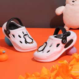 TRUFFLE COLLECTION Colour Blocked Perforated Clogs With Penguin Charms - Black-2
