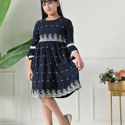 Bella Moda Girls Blue Cotton Embroidered Dress-image-6