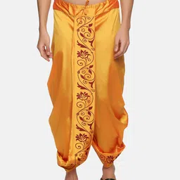 Sethukrishna Men Yellow Printed Dhoti-image-33