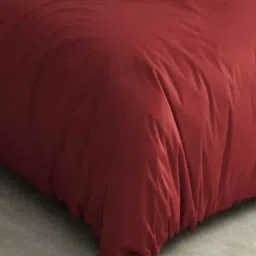 Spaces Solid Red 480 GSM Polyester Single Fleece Blanket image 5