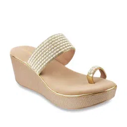 Mochi Women's Gold Toe Ring Wedges-image-15