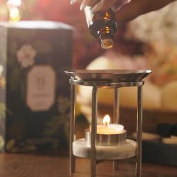 Pure Home and Living Silver Neroli Metal Diffuser with Tealight-26