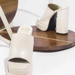 The White Pole Women's Cream Casual Sandals-image-41