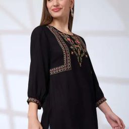 Globus Women Black Floral Embroidered Yoke Fusion Tunic-picture-42