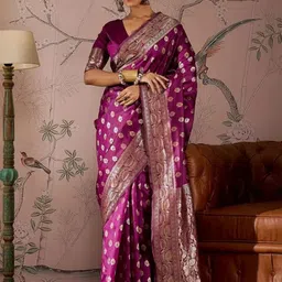 MUSKAN CREATION Women Woven Design Zari Kanjeevaram Saree-image-39