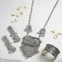 Teejh Pitara Collection Ambali Oxidized Jewellery Set-picture-46