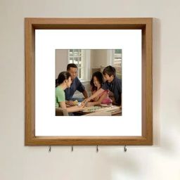Art Street Brown Photo Frame Design Wooden Key Organizer-image-72