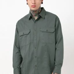 Bewakoof Grey Cotton Relaxed Fit Solid Cargo Shirt-image-101