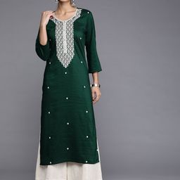 Varanga Women Green & White Ethnic Motifs Yoke Design Thread Work Raw Silk Kurta-picture-11
