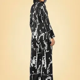 all about you Abstract Printed Blazer & Trousers Co-Ord Set image 4