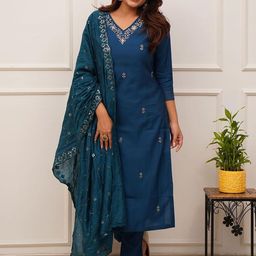 Storebrite Women Paisley Embroidered Regular Thread Work Chanderi Silk Kurta Set-picture-25