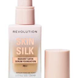 Makeup Revolution Skin Silk Radiant Satin Serum Foundation F9 W - 23 ml-18
