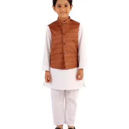 VASTRAMAY Kids Coffee Brown & White Textured Kurta Set-image-46