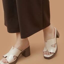 Code by Lifestyle Women Beige Slides-28