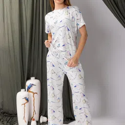 ELEVENS HEAVEN Conversational Printed T-shirt With Pyjamas image 1