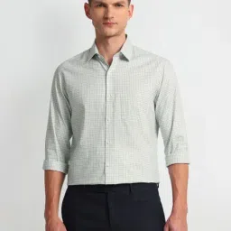 Arrow Green Cotton Slim Fit Checks Shirt-image-99