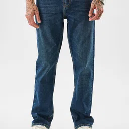 Snitch Men Blue Denim Straight Fit Mid-Rise Light Fade Stretchable Jeans-image-95