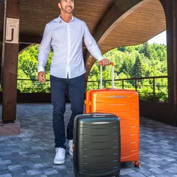 JUMP Hard-Sided Medium Trolley Bag-9