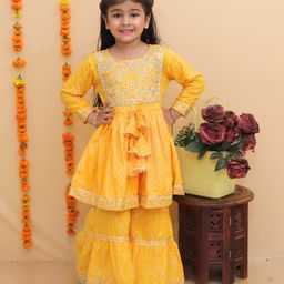 Vastrarth Cotton Three Fourth Sleeves Floral Bandhani Printed & Embroidered Kurta Sharara Set - Yellow-image-67