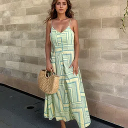 Stylecast X Hersheinbox Geometric Printed A-Line Maxi Dress-image-9