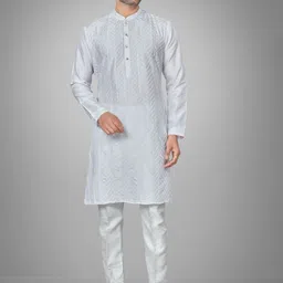 JUGG JUGG JEEYO Men Embroidered Mandarin Collar Kurta Set-picture-41
