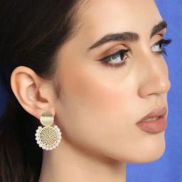 Sohi Gold Plated Party Designer Stone And Pearls Drop Earrings image 2