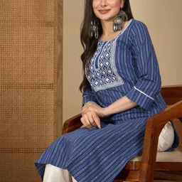 Skylee Pop Women Striped Embroidered Kurta-picture-13