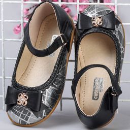 Cute Walk by Babyhug Bellies With Bow Motif - Black-image-37