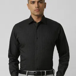 Van Heusen Men Spread Collar Micro Checked Cotton Formal Shirt-image-56