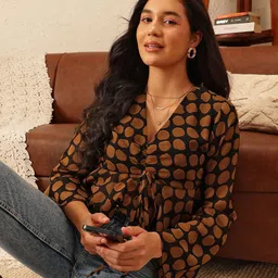 QUIERO Women Polka Dot Printed Flared Sleeve Georgette Peplum Crop Top-image-13