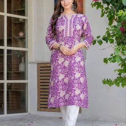DORIYA Women Floral Printed Kurta-image-46