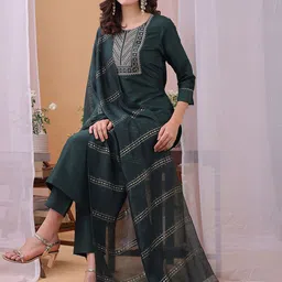 HRITIKA Women Embroidered Regular Sequinned Kurta with Trousers & With Dupatta-image-30