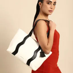 DressBerry Colourblocked Shoulder Bag-10