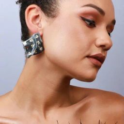 Sohi Sophisticated Set Luxurious Earrings image 2