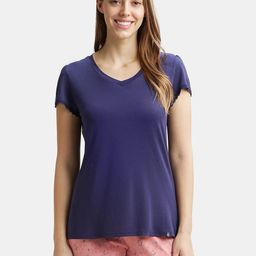 Jockey Relaxed Fit Solid V Neck T-Shirt with Lace Trim On Sleeves-image-50