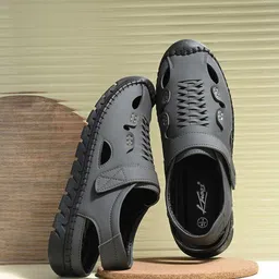 knoos Men Comfort Sandals-image-38
