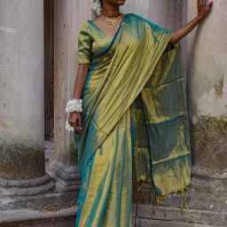 Huts And Looms Green Solid Tissue Saree-picture-18