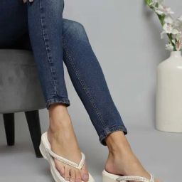 Truffle Collection Women's Beige Thong Sandals-51