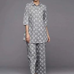 Libas Grey Cotton Printed Tunic Pyjamas Set-picture-3