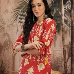 Sangria Ethnic Motifs Round Neck Straight Kurta with Trousers-picture-18
