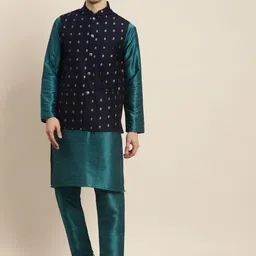 SOJANYA Men Teal Kurta with Churidar & Nehru Jacket-picture-6