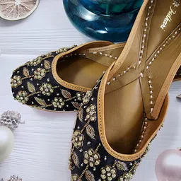 Fulkari Women Ethnic Ballerinas Flats-picture-47