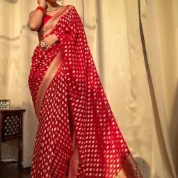 Anjaneya Sarees Red Silk Woven Saree With Unstitched Blouse-picture-11