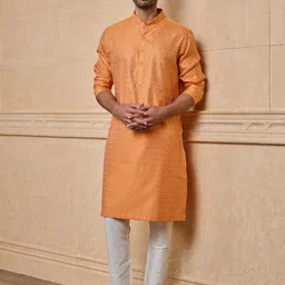 Tasva Floral Woven Design Mandarin Collar Straight Kurta With Trousers-picture-32